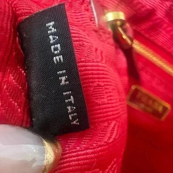 Authentic PRADA Pouch Canvas Red Women's - Picture 16 of 17